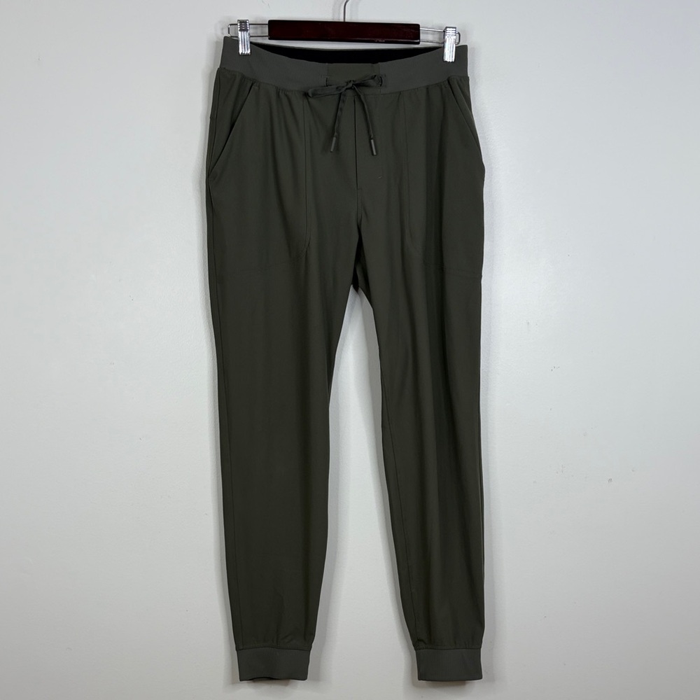 Lululemon ABC Joggers Mens Medium Army Green Skinny Fit Slim Warpstreme Pants